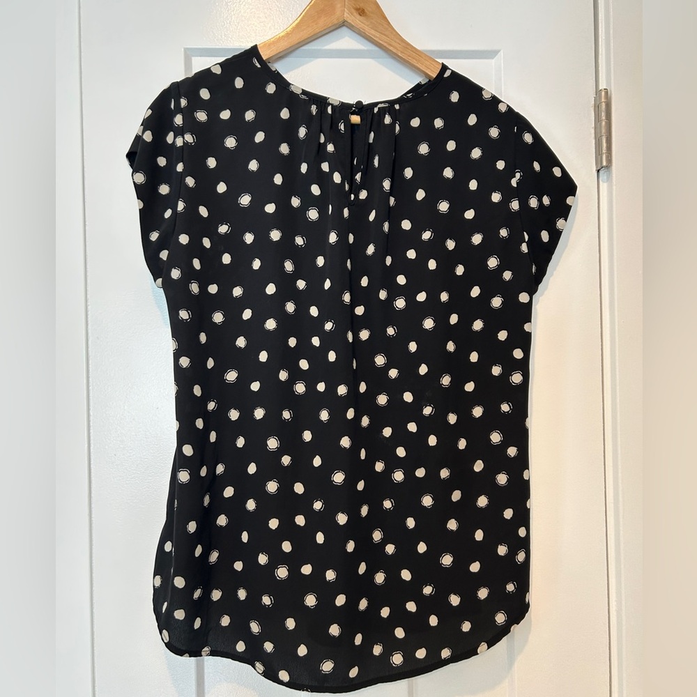 Elegant Black and White Polka Dot Blouse - Picture 3 of 5